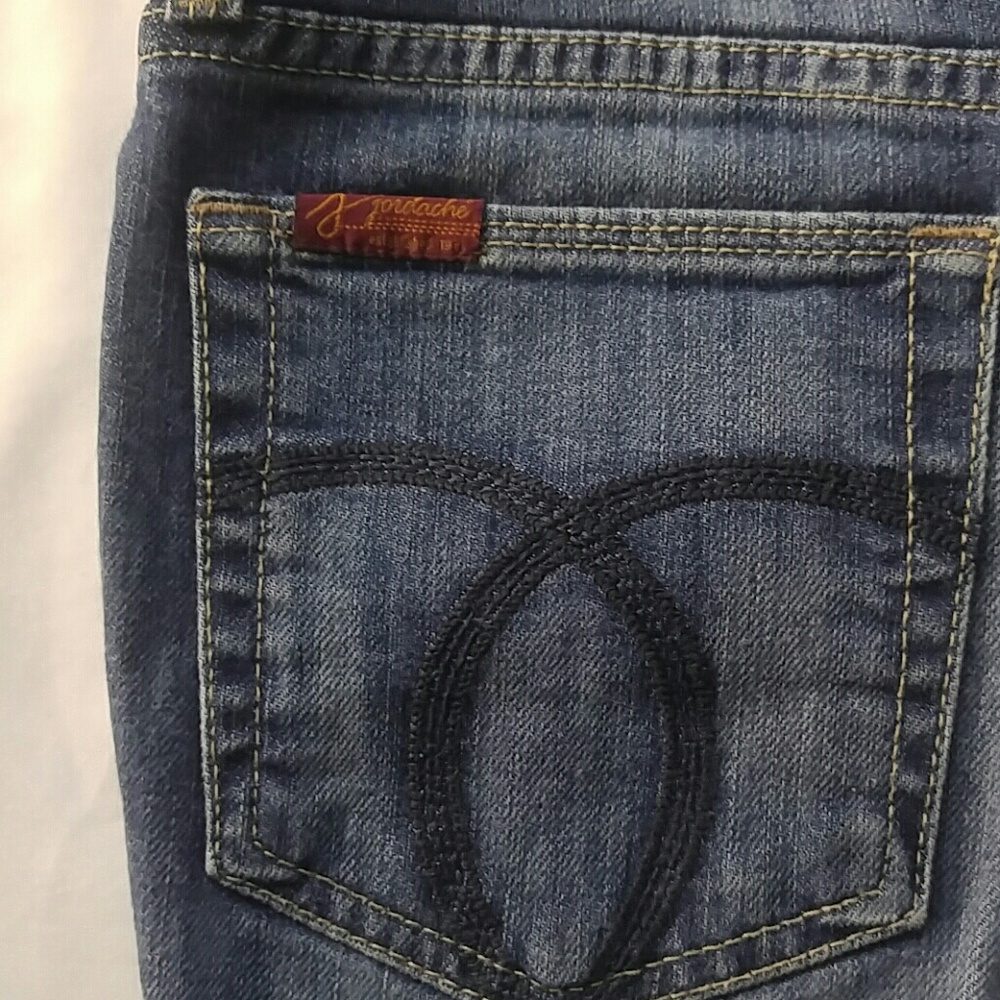 Shorts - Picture 6 of 6